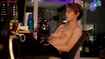 Hugeanimetiddies  04-05-2021